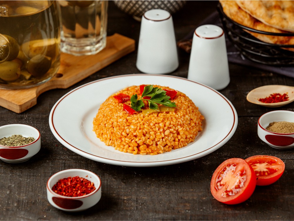 Bulgur Pilavi Kavurma / Bulgur Pilaf nach Art von Kavurma